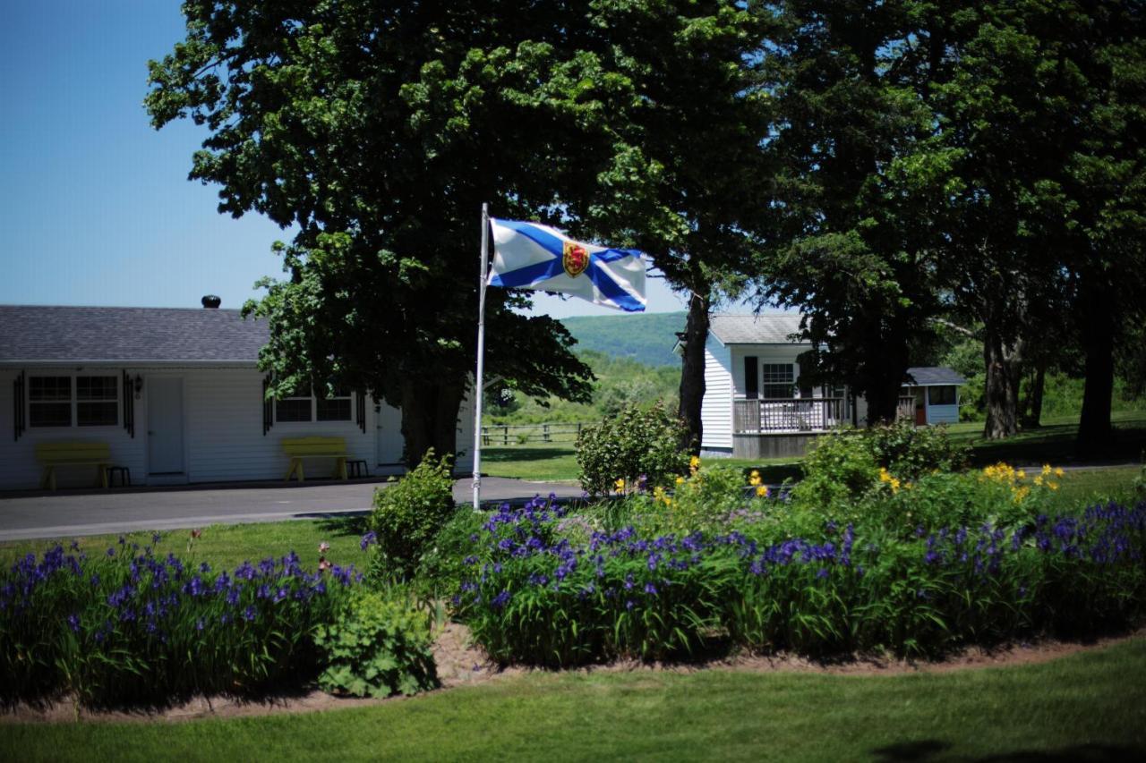 Carleton Inn & Cottages Bridgetown 外观 照片