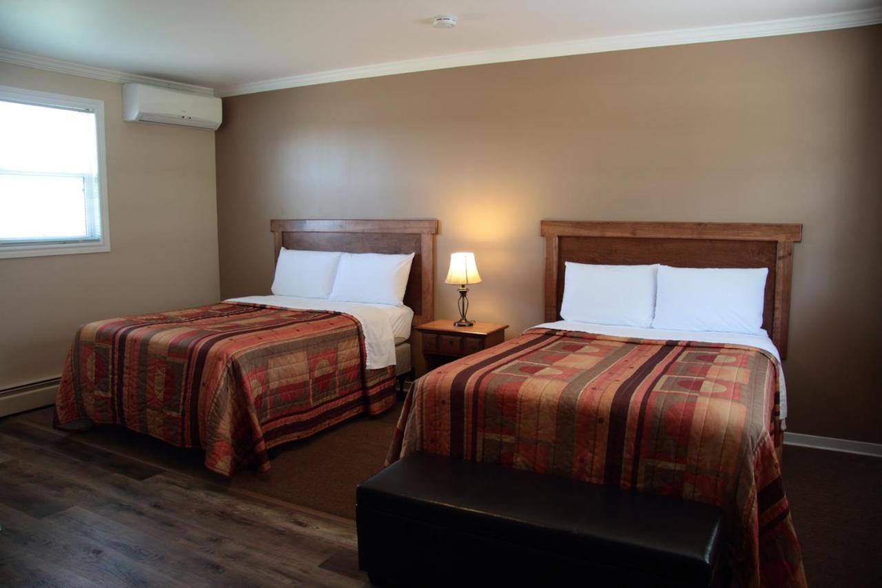 Carleton Inn & Cottages Bridgetown 外观 照片