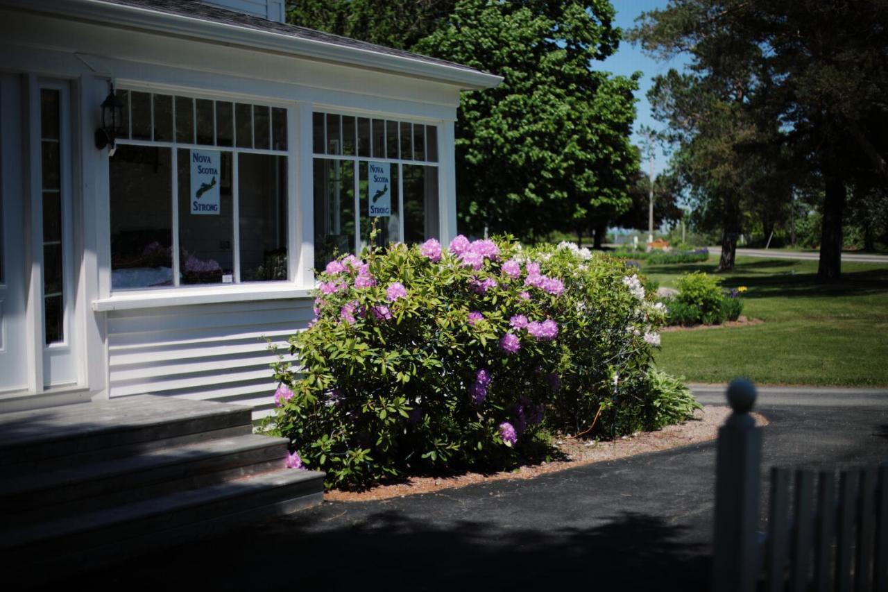 Carleton Inn & Cottages Bridgetown 外观 照片